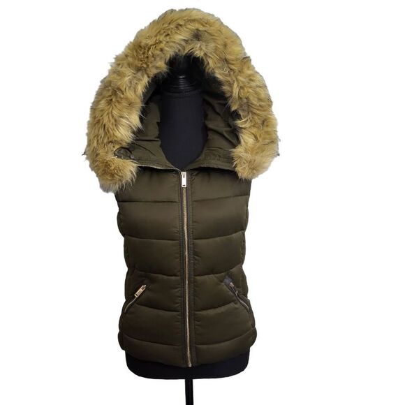 Zara Trafaluc outerwear olive green puffer vest - Picture 1 of 13